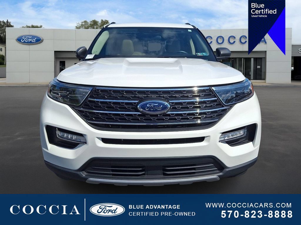 Certified 2023 Ford Explorer XLT w/ Equipment Group 202A AWD/4WD image 2