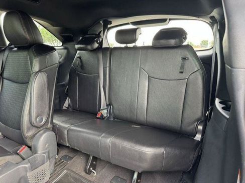 Certified 2025 Toyota Sienna XLE Woodland Edition AWD/4WD image 26