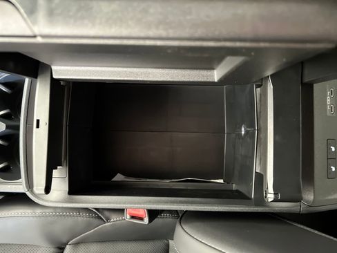 New 2026 Subaru Solterra image 25