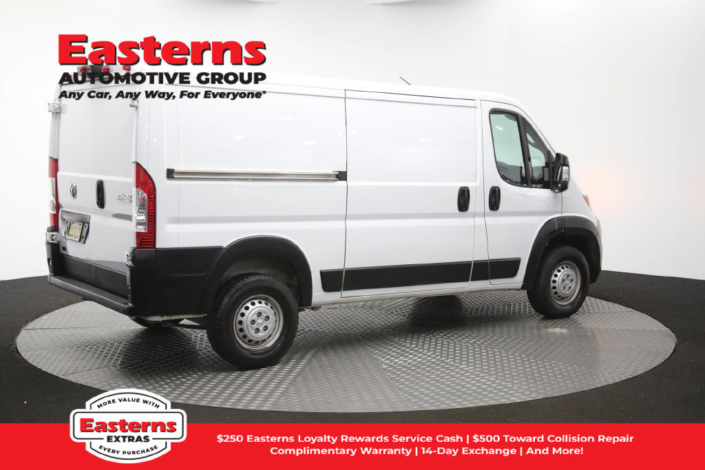 Used 2025 RAM ProMaster 2500 w/ Convenience Group FWD image 42
