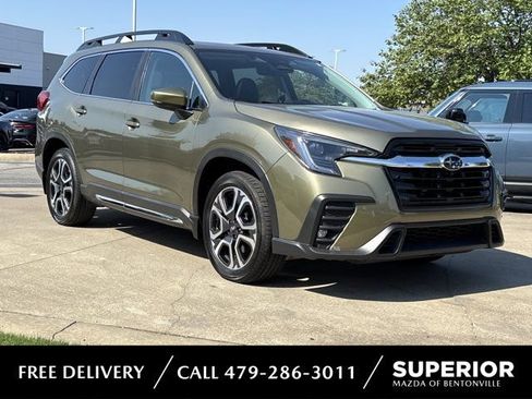 Used 2024 Subaru Ascent Limited w/ Technology Package AWD/4WD image 1