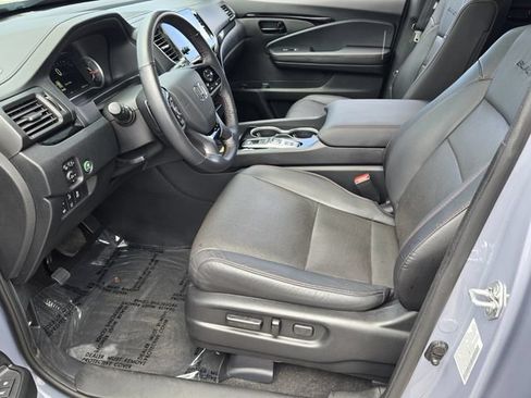 Used 2024 Honda Passport Black Edition image 10