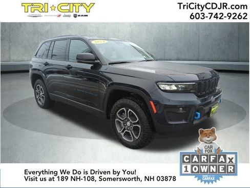 Used 2024 Jeep Grand Cherokee Trailhawk w/ Luxury Tech Group III image 7