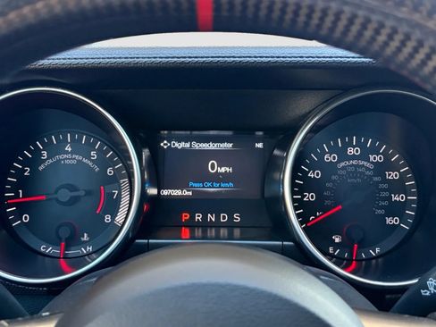 Used 2018 Ford Mustang Coupe w/ Equipment Group 101A RWD image 28