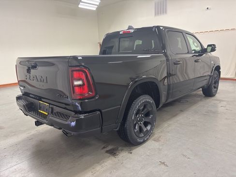 New 2026 RAM 1500 4x4 Crew Cab image 10