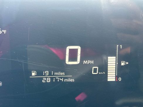 Used 2025 Nissan Kicks S AWD/4WD image 41