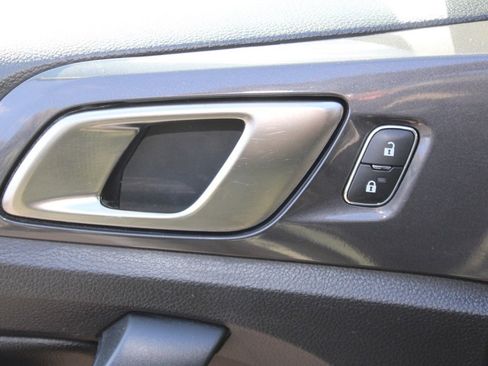 Used 2019 Ford Ranger Lariat w/ Technology Package image 21