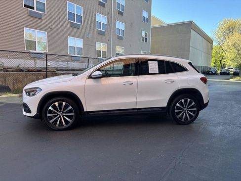 Used 2021 Mercedes-Benz GLA 250 4MATIC image 3