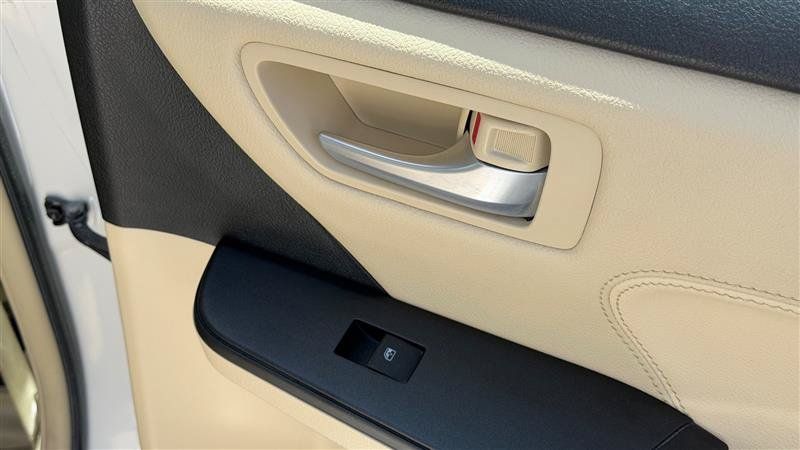 Used 2015 Toyota Camry XLE FWD image 50