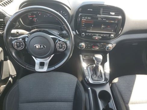 Used 2020 Kia Soul EX FWD image 11