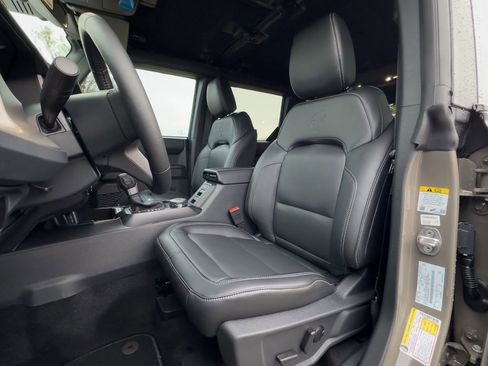 New 2025 Ford Bronco Outer Banks image 43