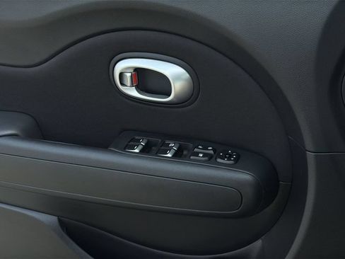 Used 2017 Kia Soul w/ Convenience Package FWD image 31