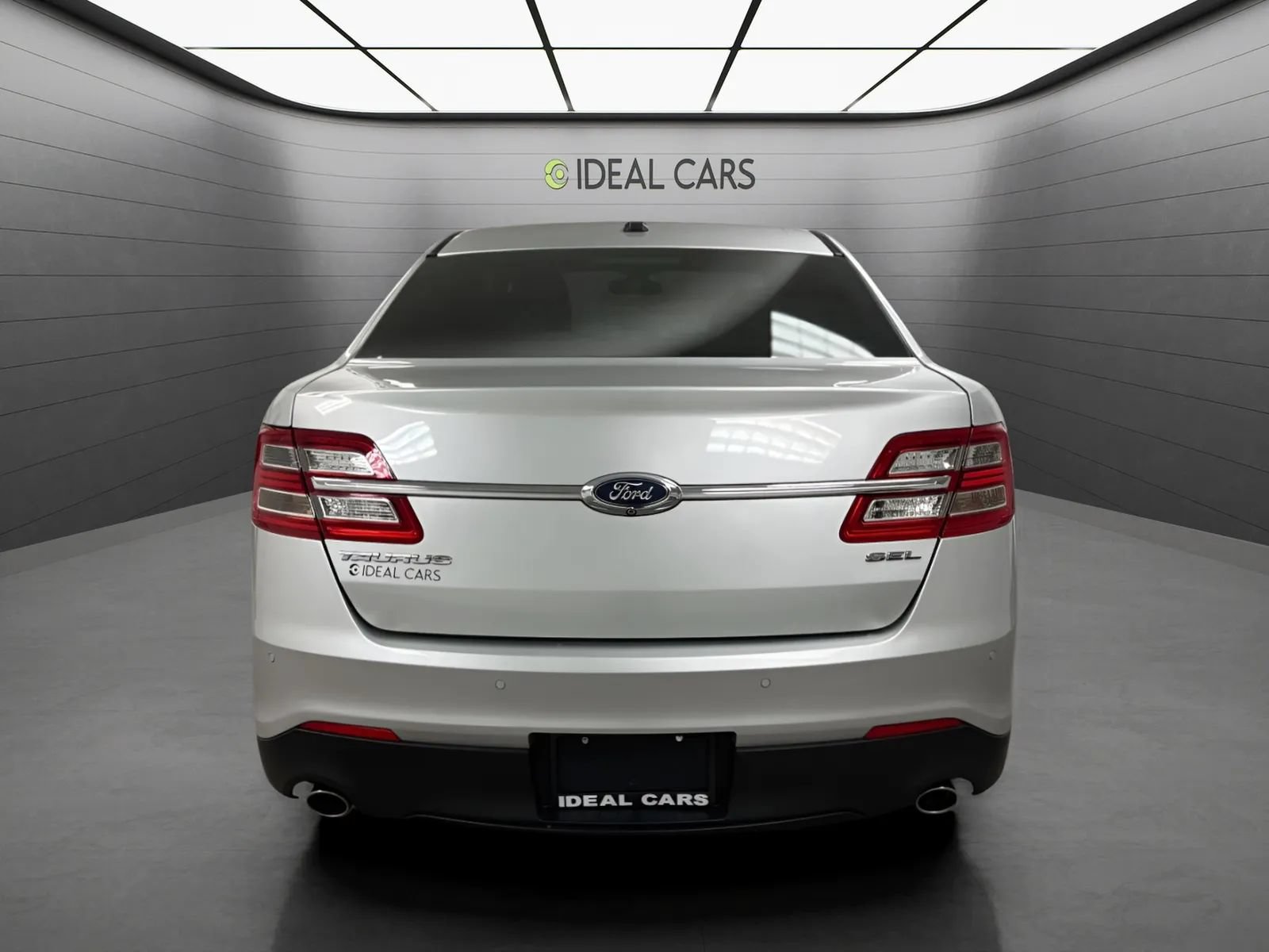Used 2014 Ford Taurus SEL w/ Equipment Group 201A FWD image 6