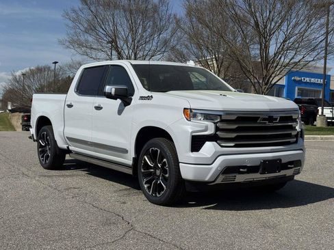 New 2026 Chevrolet Silverado 1500 High Country AWD/4WD image 2