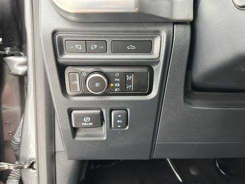 Used 2023 Ford F150 Lariat w/ Equipment Group 502A High AWD/4WD image 24