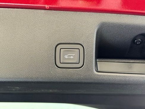 New 2026 Chevrolet Equinox EV LT image 5