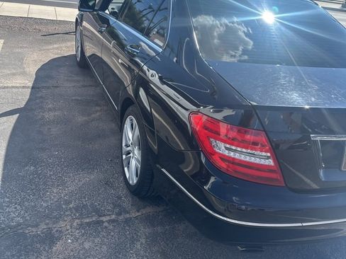 Used 2013 Mercedes-Benz C 250 Sedan image 2