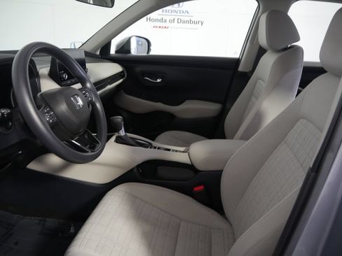 Used 2024 Honda HR-V LX image 15