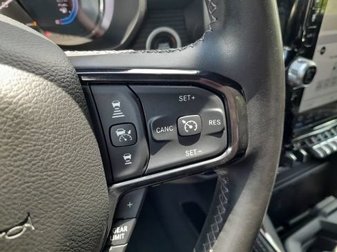 Used 2023 RAM 1500 Limited AWD/4WD image 15