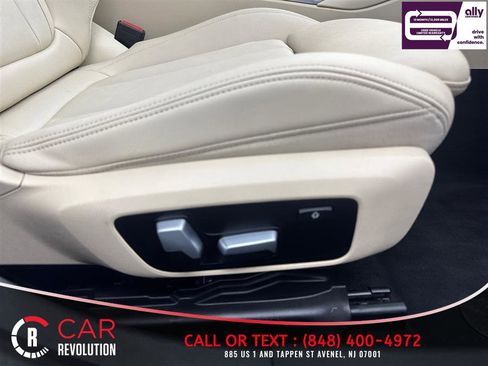 Used 2020 BMW 330i xDrive Sedan w/ Driving Assistance Package image 59
