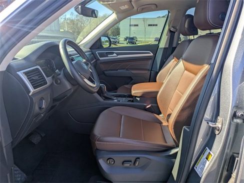 Certified 2022 Volkswagen Atlas SE image 22