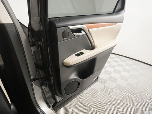 Certified 2022 Lexus RX 350 FWD w/ Premium Package image 17