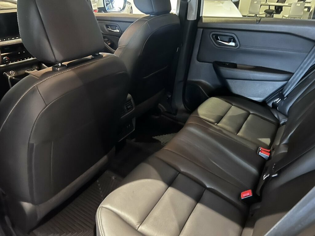 Used 2023 Nissan Rogue SL w/ SL Premium Package AWD/4WD image 13