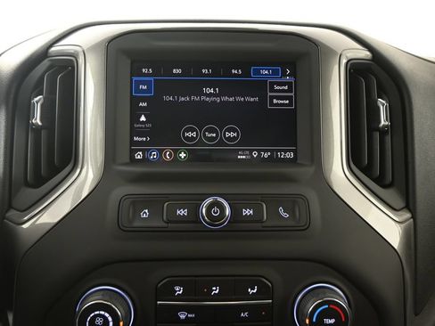 Used 2025 Chevrolet Silverado 2500 Custom w/ Custom Value Package AWD/4WD image 27