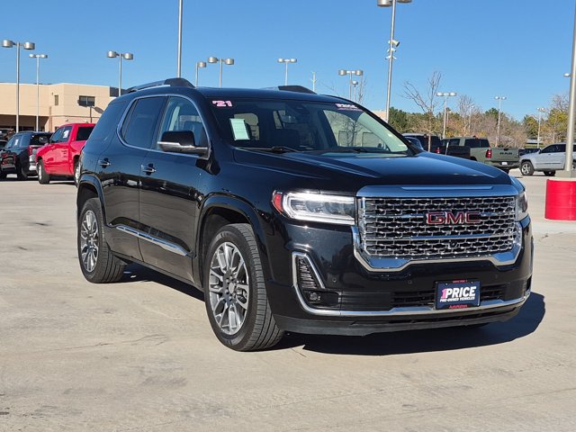 Used 2021 GMC Acadia Denali w/ Denali Ultimate Package AWD/4WD image 3