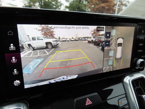 Used 2023 Kia Sorento SX image 23