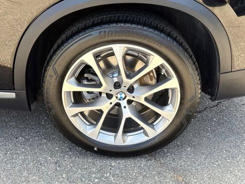 Used 2019 BMW X5 xDrive40i w/ Convenience Package AWD/4WD image 14