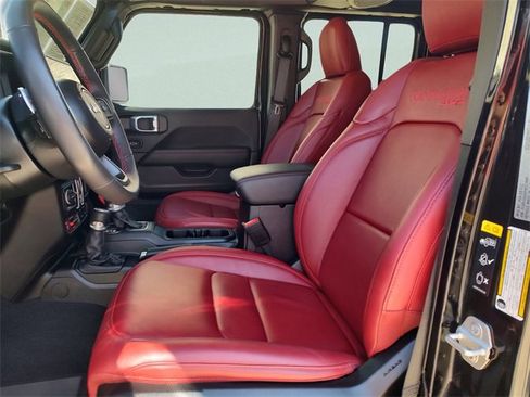 Certified 2024 Jeep Wrangler Unlimited Rubicon 392 image 17