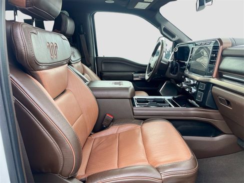 Used 2023 Ford F350 King Ranch image 30
