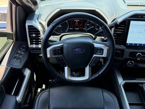 Used 2022 Ford F250 Lariat w/ Lariat Value Package AWD/4WD image 10