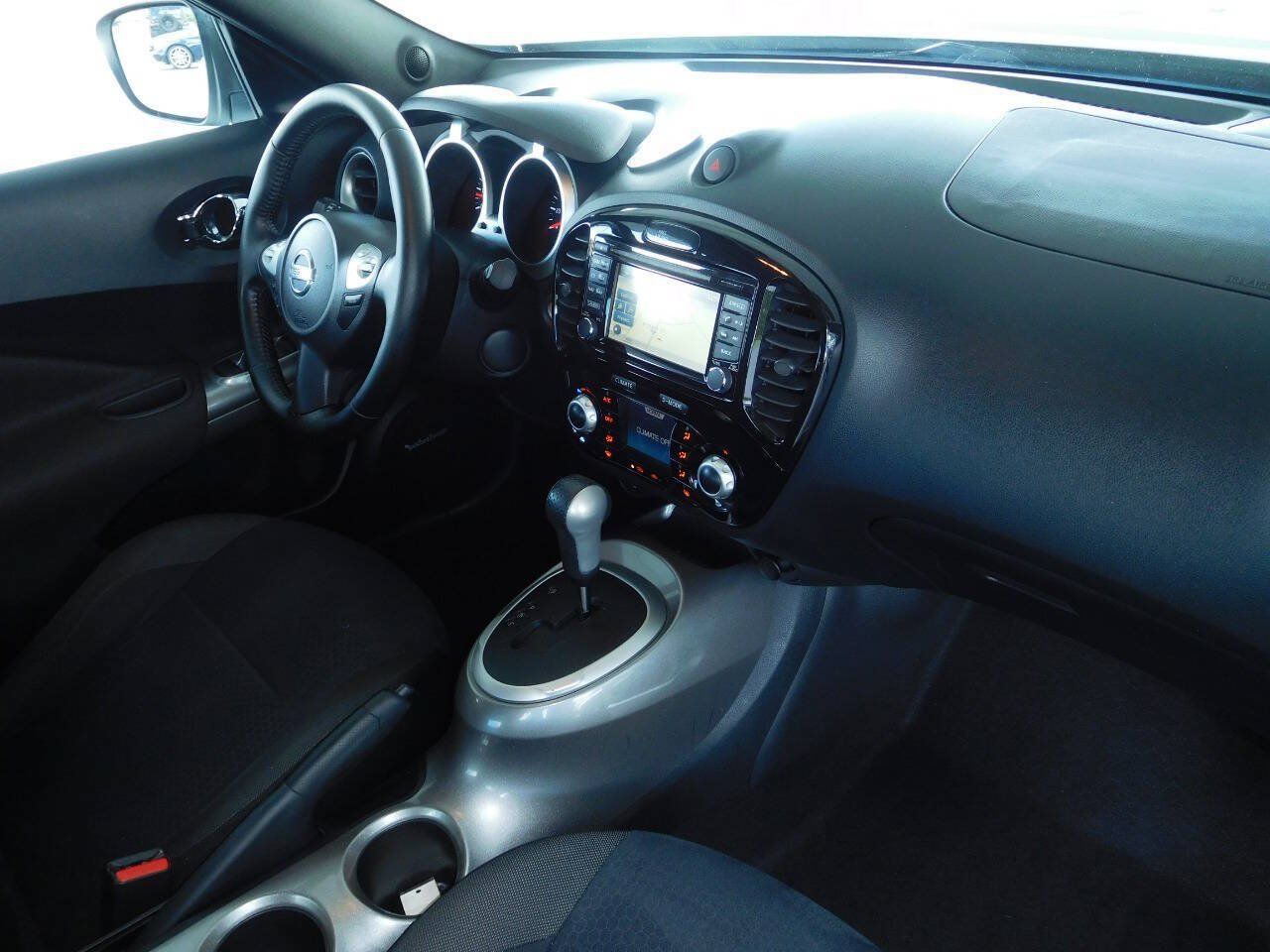 Used 2016 Nissan Juke SV w/ Technology Package AWD/4WD image 14