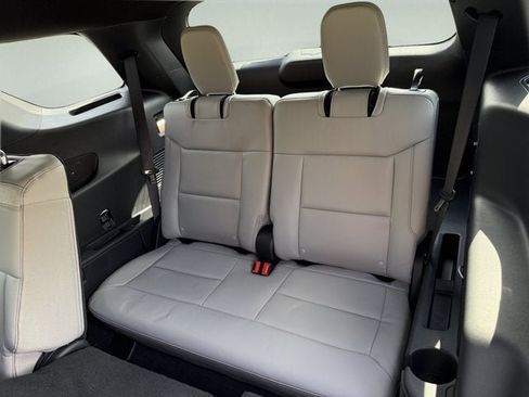 New 2027 Ford Explorer Active w/ Active Comfort Package AWD/4WD image 10