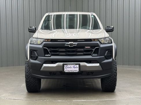 Used 2026 Chevrolet Colorado Trail Boss AWD/4WD image 8