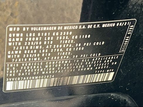 Used 2022 Volkswagen Tiguan SE R-Line image 30