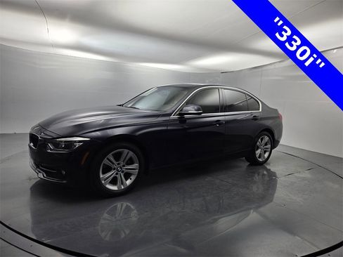 Used 2017 BMW 330i Sedan image 5