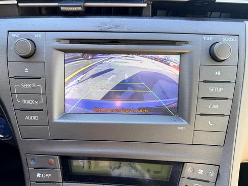 Used 2013 Toyota Prius Two image 16