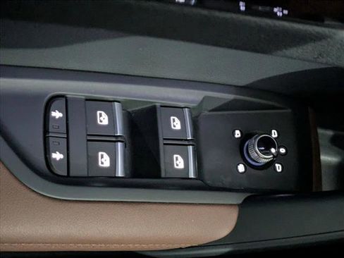 Used 2020 Audi Q5 2.0T Premium Plus w/ Premium Plus Package image 18