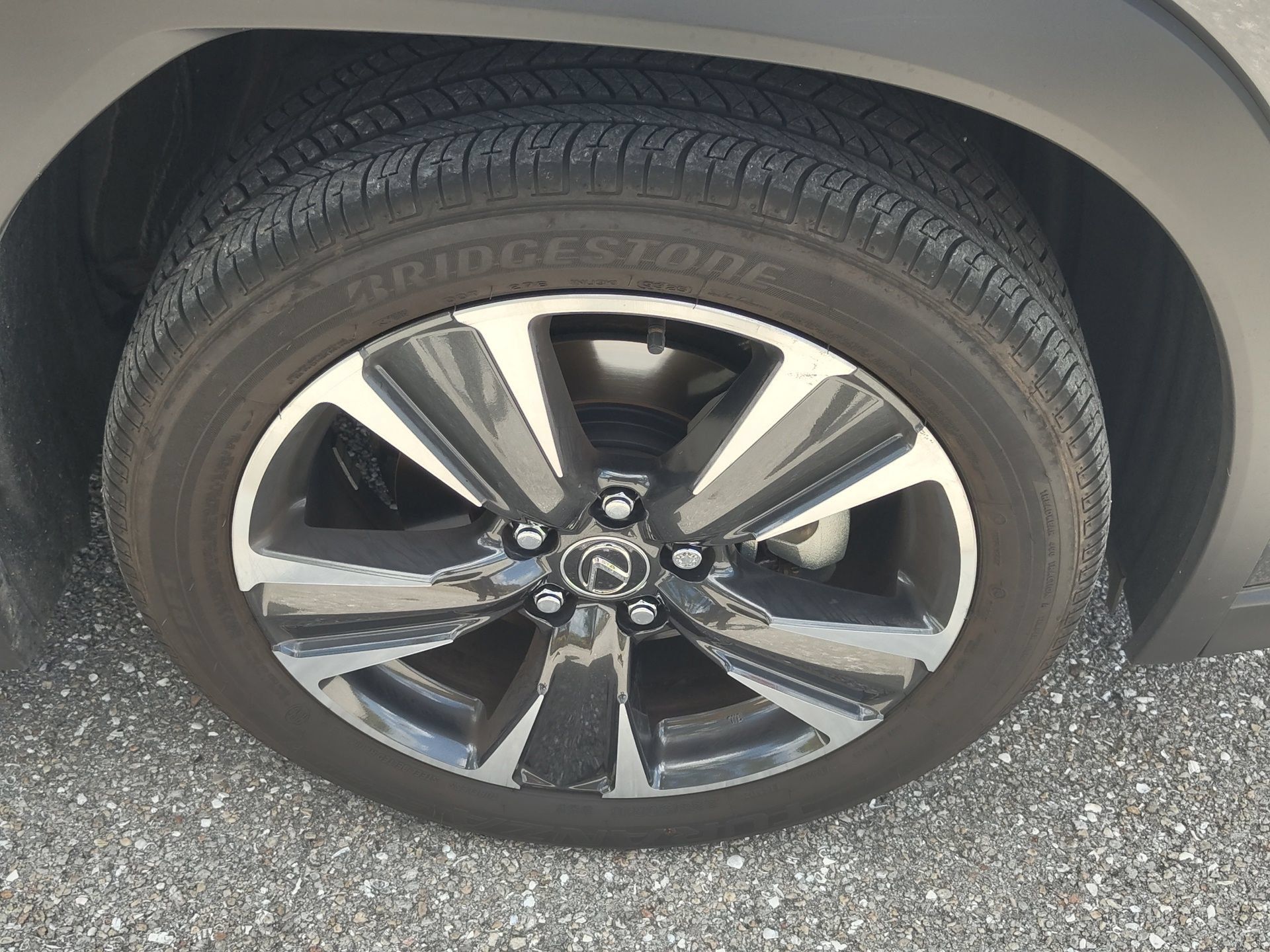 Used 2025 Lexus UX 300h FWD w/ Accessory Package (Z2) image 10