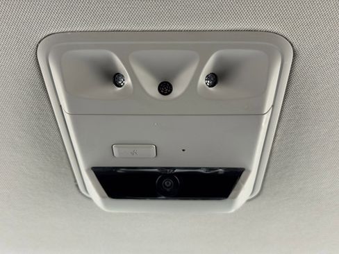 Used 2024 Kia Carnival SX Prestige image 41