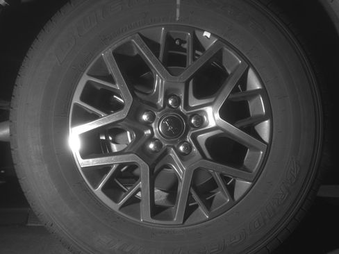 Used 2025 Jeep Wrangler Sahara image 15