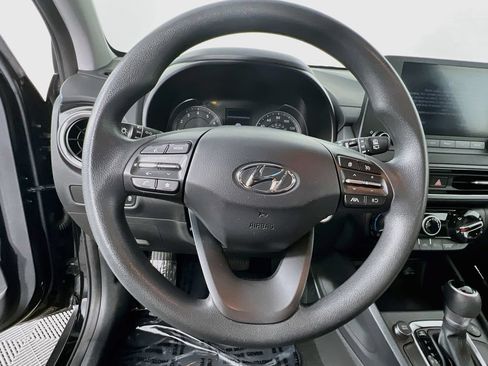 Certified 2022 Hyundai Kona SEL AWD/4WD image 10
