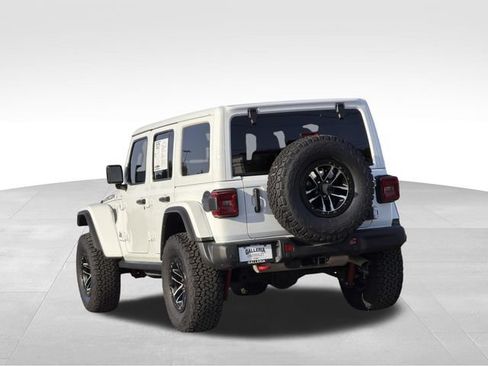 Used 2024 Jeep Wrangler Unlimited Rubicon AWD/4WD image 8