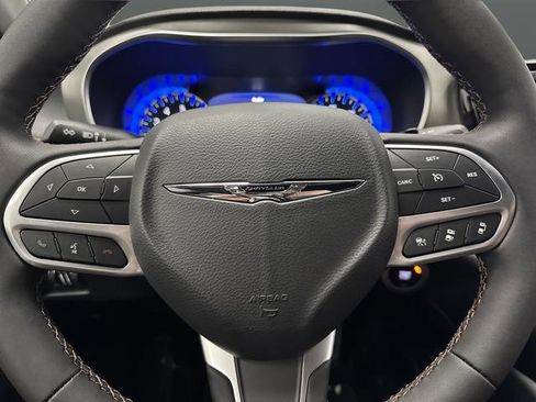 New 2026 Chrysler Pacifica Pinnacle w/ Trailer Tow Group image 18