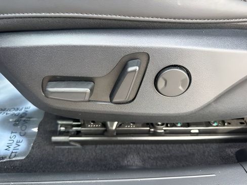 Used 2023 Kia EV6 Wind w/ Wind Technology Package image 10