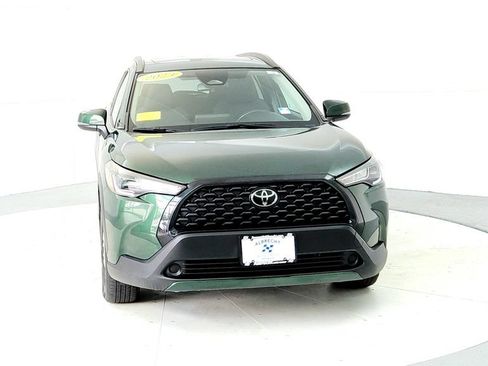 Used 2023 Toyota Corolla Cross LE w/ Moonroof Package AWD/4WD image 8