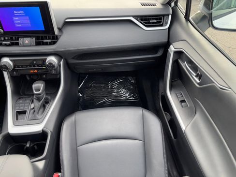 Certified 2025 Toyota RAV4 XLE Premium image 18